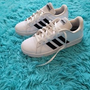 Boy's Adidas Grand Court Shoes